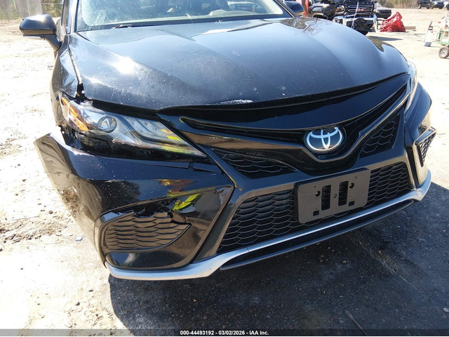 Toyota Camry 2.5L I-4 DI, DOHC, VVT, 206HP Front Wheel Drive - автомобили, коли, обяви за нови и употребявани 5