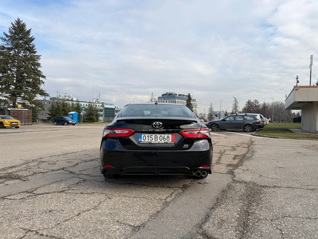 Toyota Camry 2.5 AWD - автомобили, коли, обяви за нови и употребявани 4