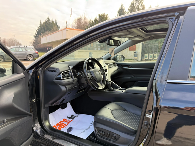 Toyota Camry 2.5 AWD - автомобили, коли, обяви за нови и употребявани 9