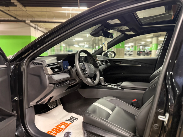 Toyota Camry 2.5 SE HYBRID AWD - автомобили, коли, обяви за нови и употребявани 7
