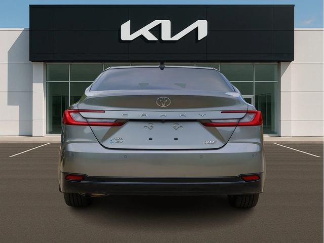 Toyota Camry XLE Hybrid AWD| Leather | Ventilated Seat | Pano R - автомобили, коли, обяви за нови и употребявани 6