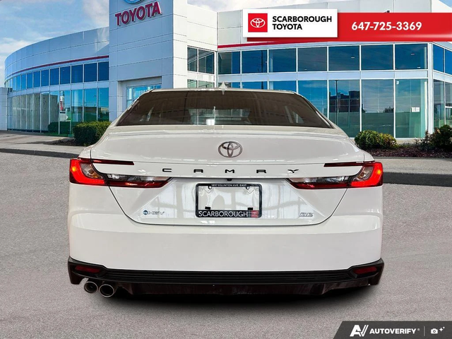 Toyota Camry SE - автомобили, коли, обяви за нови и употребявани 4