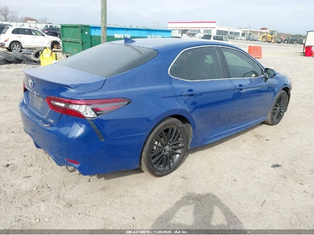 Toyota Camry XSE - автомобили, коли, обяви за нови и употребявани 3