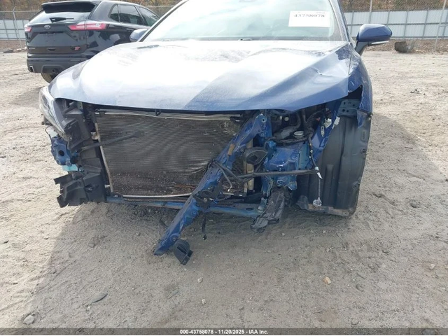 Toyota Camry XSE - автомобили, коли, обяви за нови и употребявани 5