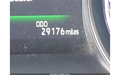 Toyota Camry XSE HYBRID - автомобили, коли, обяви за нови и употребявани 12