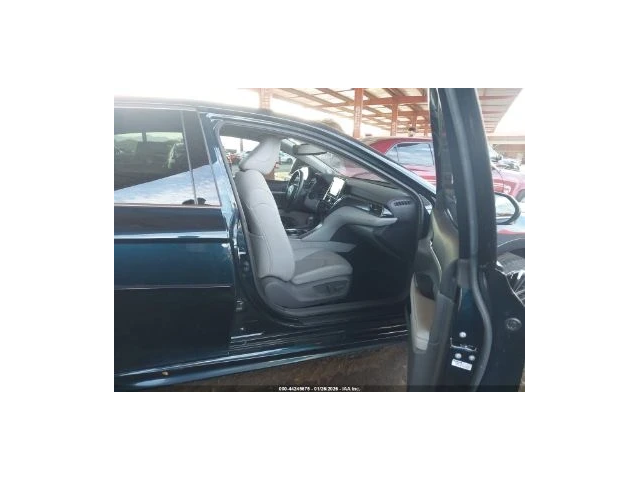 Toyota Camry XSE HYBRID - автомобили, коли, обяви за нови и употребявани 4