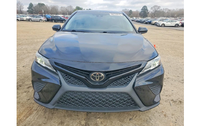 toyota-camry - 1
