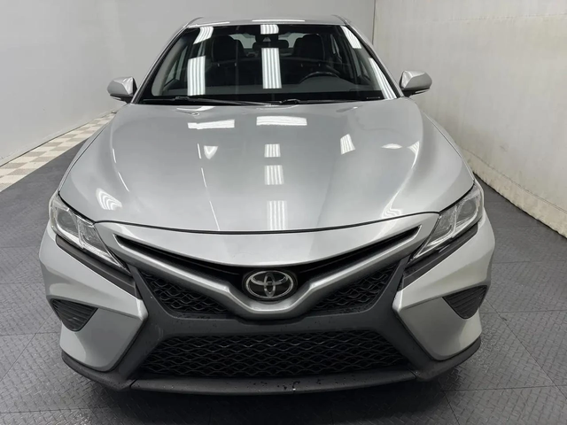 Toyota Camry * 2.5SE* DISTRONIC* LANE ASSIST* CAR PLAY* - автомобили, коли, обяви за нови и употребявани 11