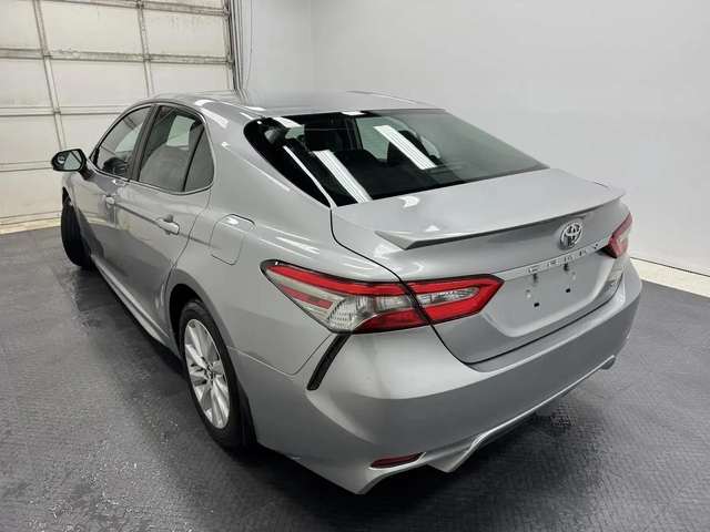 Toyota Camry * 2.5SE* DISTRONIC* LANE ASSIST* CAR PLAY* - автомобили, коли, обяви за нови и употребявани 3