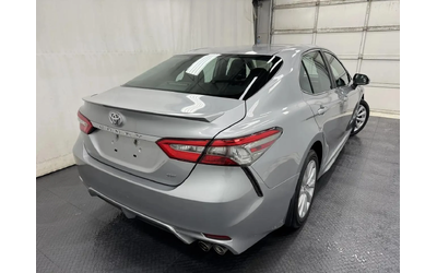 Toyota Camry * 2.5SE* DISTRONIC* LANE ASSIST* CAR PLAY* - автомобили, коли, обяви за нови и употребявани 7