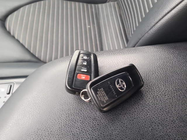 Toyota Camry 2.5SE* Dirstonic* Пано* Подгрев* камера - автомобили, коли, обяви за нови и употребявани 6