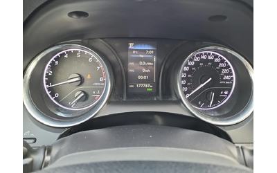 Toyota Camry 2.5SE* Dirstonic* Пано* Подгрев* камера - автомобили, коли, обяви за нови и употребявани 7