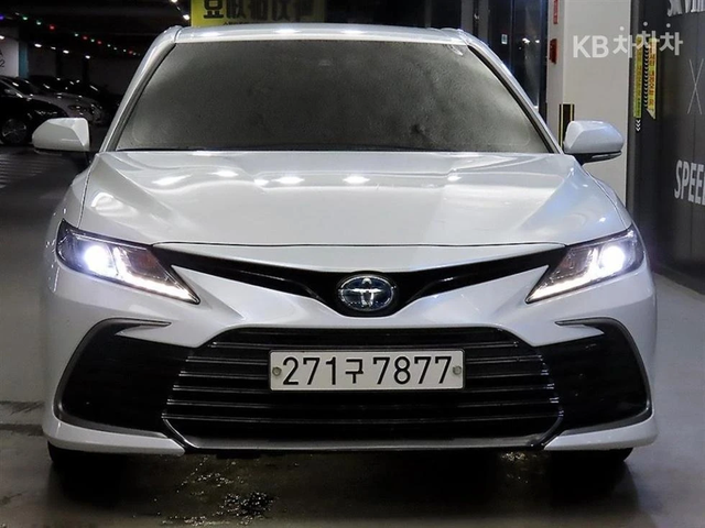 Toyota Camry 2.5 - автомобили, коли, обяви за нови и употребявани 1