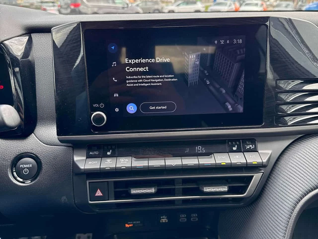 Toyota Camry * SE * DISTRONIC* ПОДГРЕВ* ПАНОРАМА* - автомобили, коли, обяви за нови и употребявани 8