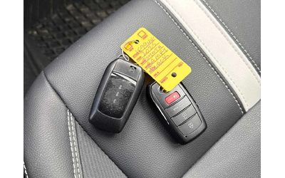 Toyota Camry * SE * DISTRONIC* ПОДГРЕВ* ПАНОРАМА* - автомобили, коли, обяви за нови и употребявани 9