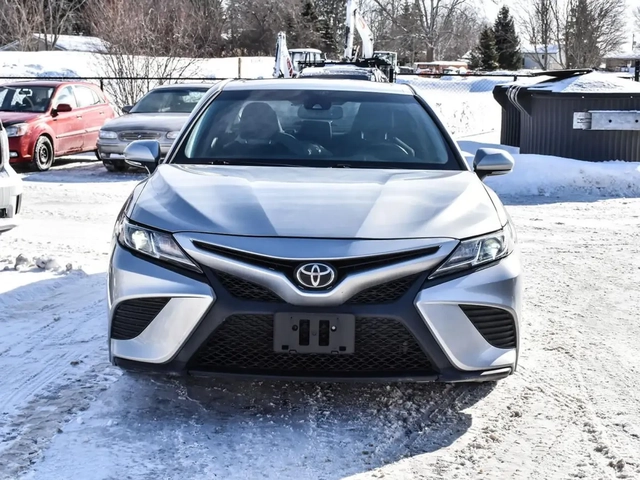 Toyota Camry Hybrid SE| Подгрев| Камера| CruiseControl - автомобили, коли, обяви за нови и употребявани 1