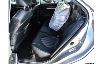 Toyota Camry Hybrid SE| Подгрев| Камера| CruiseControl - автомобили, коли, обяви за нови и употребявани 7