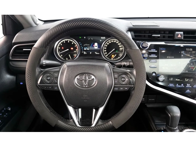 Toyota Camry 2.5* Pano* Lane Assist* Крайна цена* - автомобили, коли, обяви за нови и употребявани 12