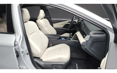 Toyota Camry Hybrid | ОБДУХ | DISTRONIC - автомобили, коли, обяви за нови и употребявани 10