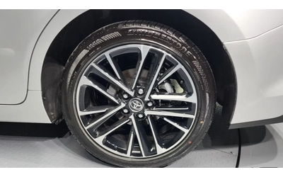 toyota-camry - 4