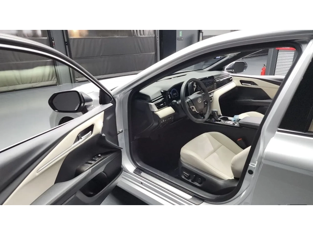 Toyota Camry Hybrid | ОБДУХ | DISTRONIC - автомобили, коли, обяви за нови и употребявани 6