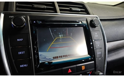Toyota Camry 2.5 Hybrid XLE| Automatic| Кожа| JBL Premium - автомобили, коли, обяви за нови и употребявани 7