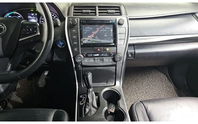 Toyota Camry 2.5 Hybrid XLE| Automatic| Кожа| JBL Premium - автомобили, коли, обяви за нови и употребявани 6