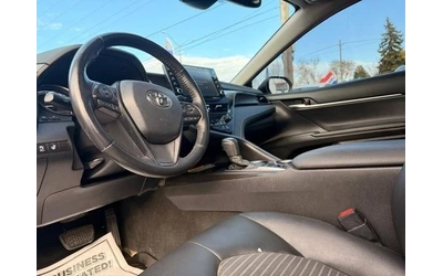 Toyota Camry Hybrid SE - автомобили, коли, обяви за нови и употребявани 8