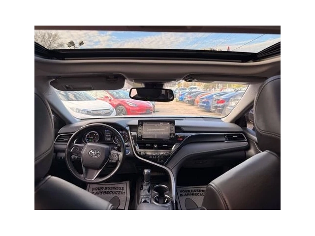 Toyota Camry Hybrid SE - автомобили, коли, обяви за нови и употребявани 9
