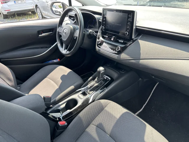 Toyota Corolla 1.5 (103 кс) 4WD CVT - автомобили, коли, обяви за нови и употребявани 7