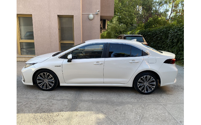 Toyota Corolla 1.5 (103 кс) 4WD CVT - автомобили, коли, обяви за нови и употребявани 7