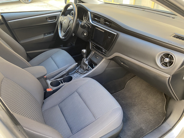 Toyota Corolla 1.6i Valvematic /Active /TREND+ - автомобили, коли, обяви за нови и употребявани 10