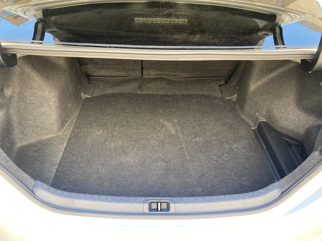 Toyota Corolla 1.6i Valvematic /Active /TREND+ - автомобили, коли, обяви за нови и употребявани 26