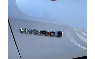 toyota-corolla-1-8-hybrid-dynamic-bussines - 3