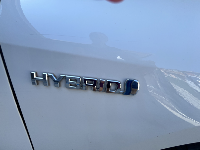 Toyota Corolla 1.8 HYBRID Dynamic Bussines - автомобили, коли, обяви за нови и употребявани 3