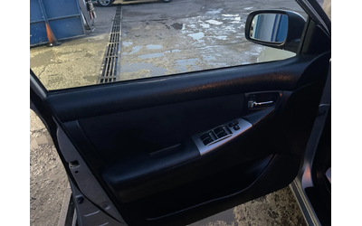 Toyota Corolla 2.0 //Собствен лизинг! 100% Одобрение - автомобили, коли, обяви за нови и употребявани 12