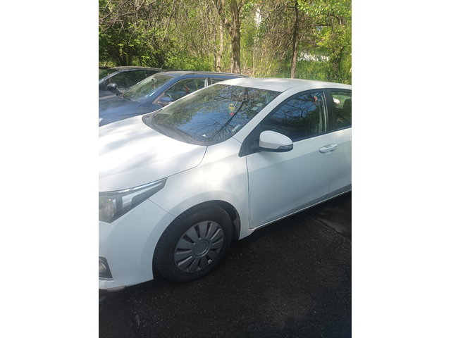 Toyota Corolla, 2014 г., 200000 км, 132 к.с. - автомобили, коли, обяви за нови и употребявани 2