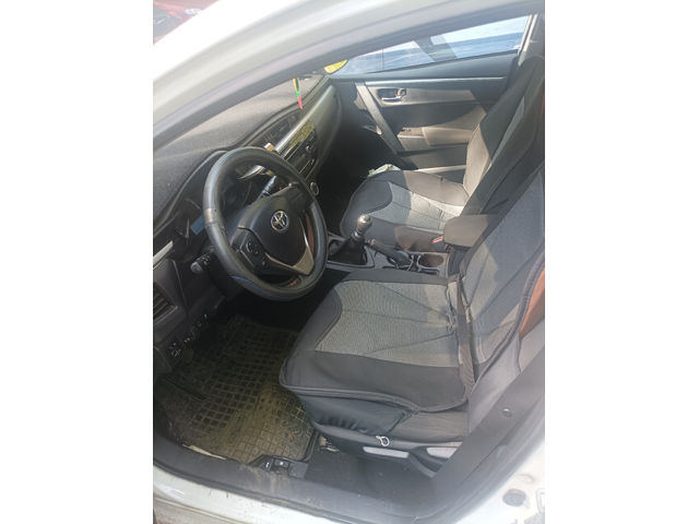 Toyota Corolla, 2014 г., 200000 км, 132 к.с. - автомобили, коли, обяви за нови и употребявани 4