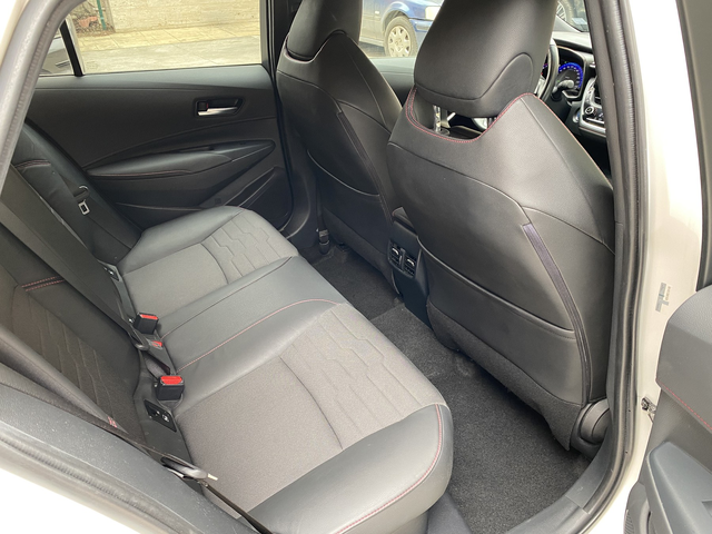 Toyota Corolla 2.0 Hybrid /E-Cvt/ Executive - автомобили, коли, обяви за нови и употребявани 11