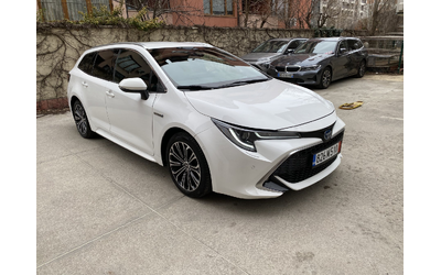 toyota-corolla-2-0-hybrid-e-cvt-executive - 1