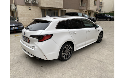 toyota-corolla-2-0-hybrid-e-cvt-executive - 3