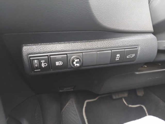 Toyota Corolla 2, 0i HIBRYD+ ТЕГЛИЧ - автомобили, коли, обяви за нови и употребявани 12