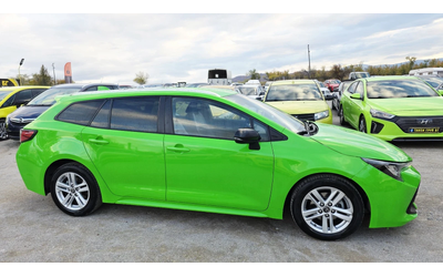 Toyota Corolla 1.8Hybrid* ГОТОВА ЗА ТАКСИ - автомобили, коли, обяви за нови и употребявани 7