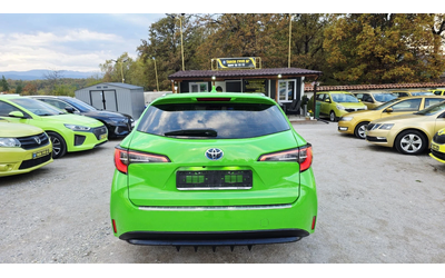 Toyota Corolla 1.8Hybrid* ГОТОВА ЗА ТАКСИ - автомобили, коли, обяви за нови и употребявани 8
