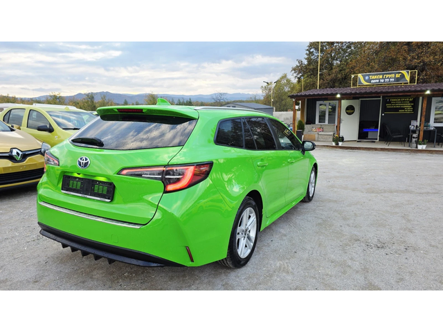 Toyota Corolla 1.8Hybrid* ГОТОВА ЗА ТАКСИ - автомобили, коли, обяви за нови и употребявани 9