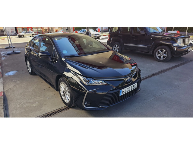 Toyota Corolla Facelift* Hybrid* Подготвени за ТАКСИ - автомобили, коли, обяви за нови и употребявани 9