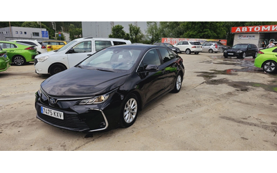 Toyota Corolla 1.8Hybrid* Камера* Дистроник - автомобили, коли, обяви за нови и употребявани 6