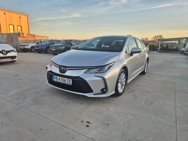 Toyota Corolla EXECUTIVE= КАМЕРА 1.6 M/T - автомобили, коли, обяви за нови и употребявани 0
