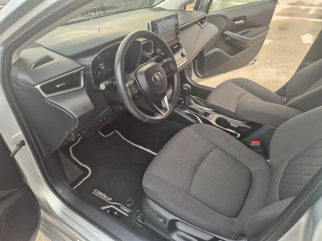 Toyota Corolla EXECUTIVE 1.8 HYBRID A/T - автомобили, коли, обяви за нови и употребявани 12