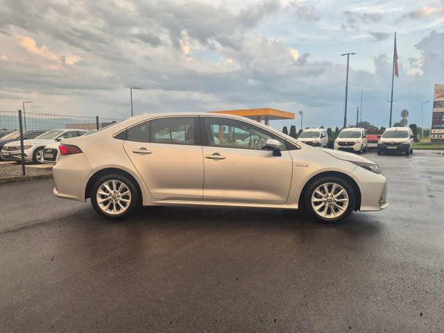 Toyota Corolla EXECUTIVE 1.8 HYBRID A/T - автомобили, коли, обяви за нови и употребявани 5